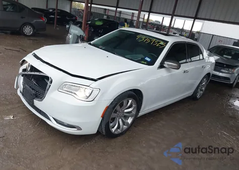 2019 Chrysler 300 Limited z USA, uszkodzony, nr VIN 2C3CCAEG7KH568555